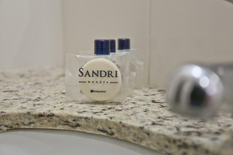 Sandri City Hotel