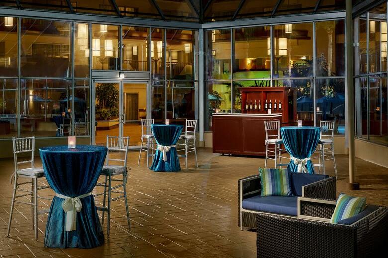 Hotel Doubletree By Hilton Orlando Airport