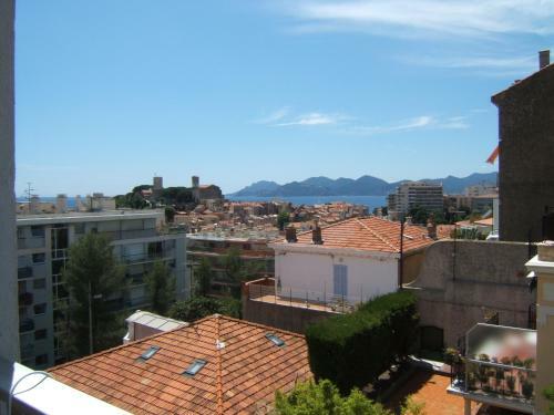 Apartamento Eden Residence