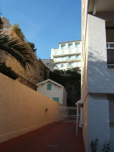 Apartamento Eden Residence