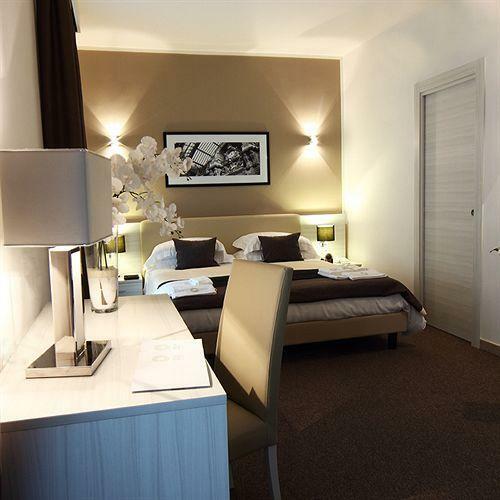 Stelle Hotel