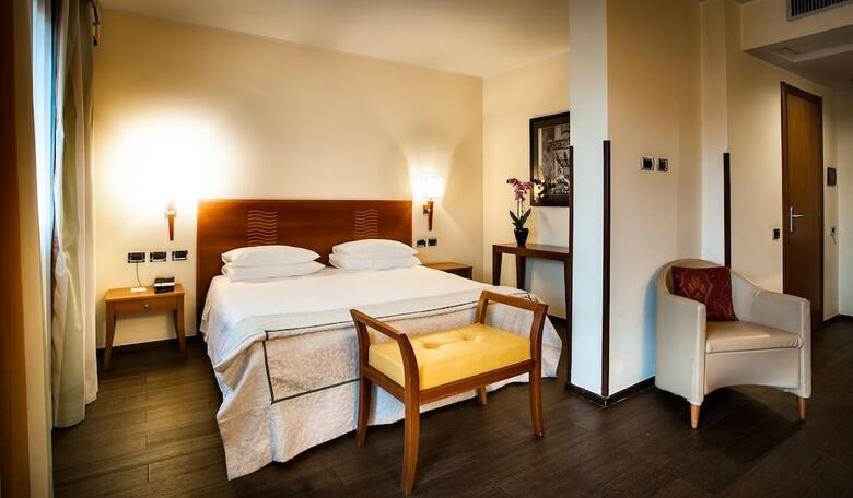 Hotel Dei Cavalieri Caserta