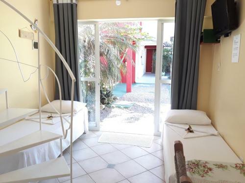 Hostal Residencial Natux