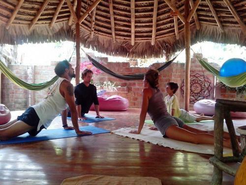 Hostal Balsa Surf Camp
