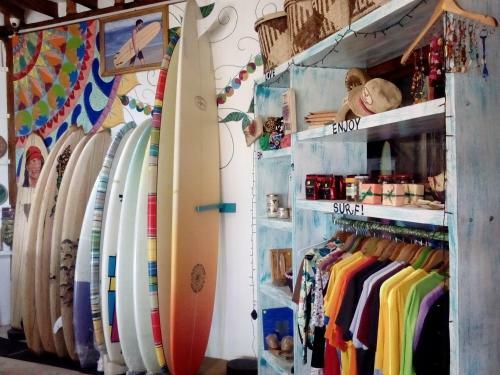Hostal Balsa Surf Camp