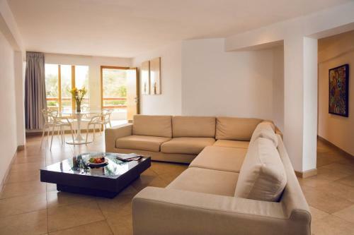 Hotel Baja Monta�ita