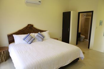 Me Hotel In Monta�ita Estates