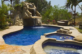 Me Hotel In Monta�ita Estates