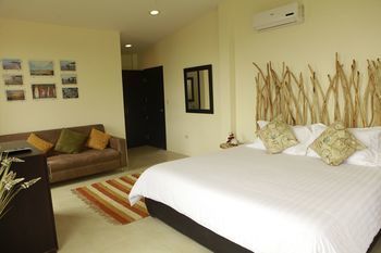 Me Hotel In Monta�ita Estates