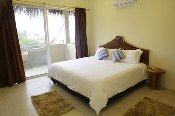 Me Hotel In Monta�ita Estates