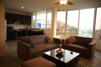Me Hotel In Monta�ita Estates