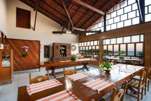 Hostal Pousada Pau Brasil Ubu