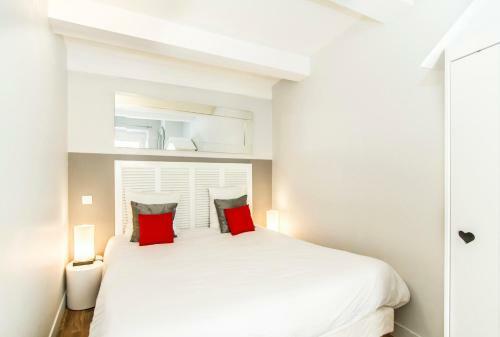 Florella Jean De Riouffe Apartment