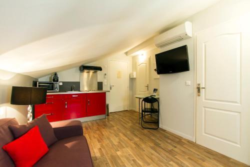 Florella Jean De Riouffe Apartment