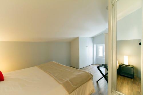 Florella Jean De Riouffe Apartment