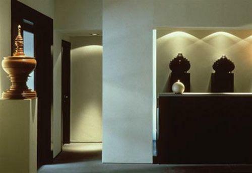 Hotel Gallery Art