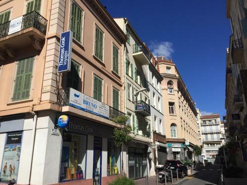 Croisette Apartments