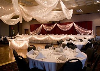 Mankato City Center Hotel