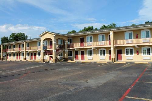 Motel Continental Inn And Suites