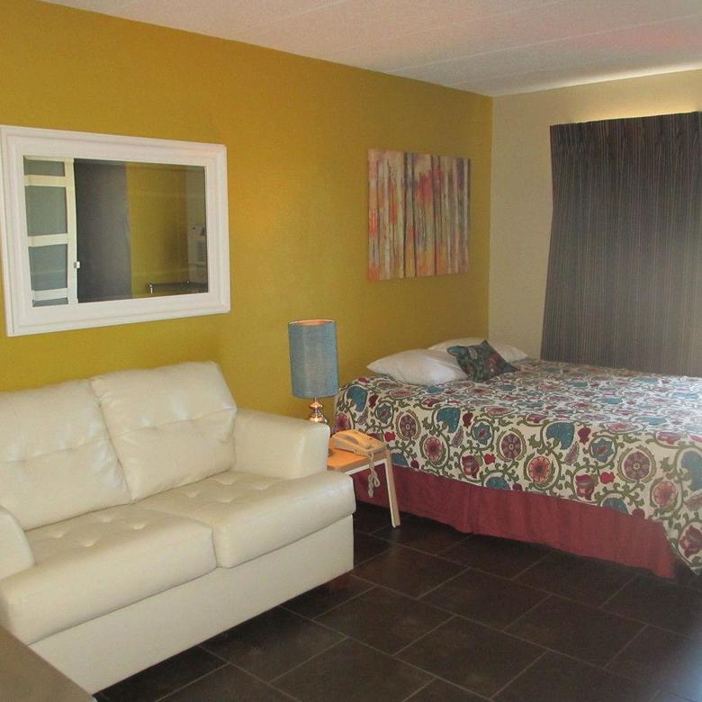 Hotel Riverside Suites