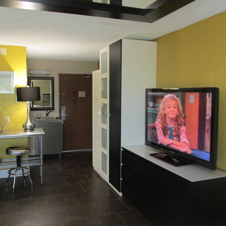 Hotel Riverside Suites
