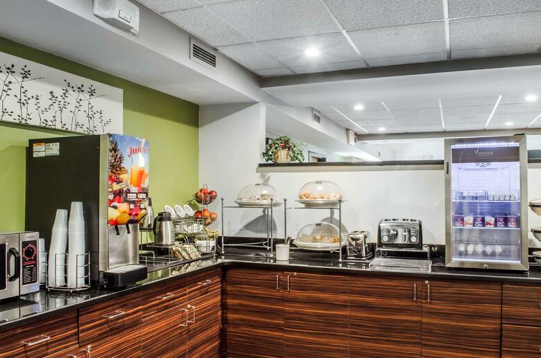 Hotel Sleep Inn & Suites Bensalem