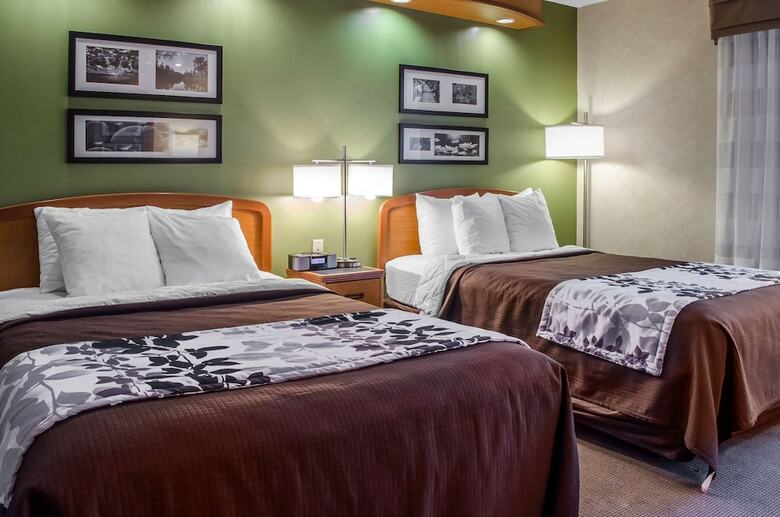 Hotel Sleep Inn & Suites Bensalem