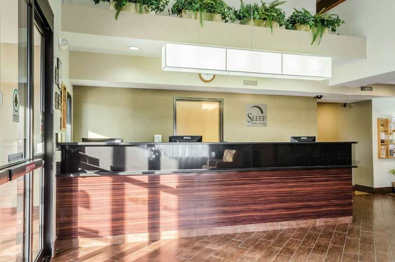 Hotel Sleep Inn & Suites Bensalem