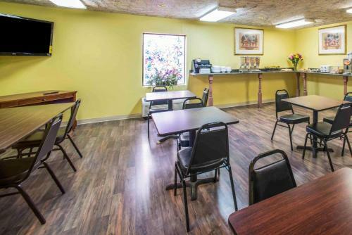 Hotel Econo Lodge Marion