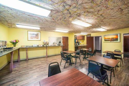 Hotel Econo Lodge Marion
