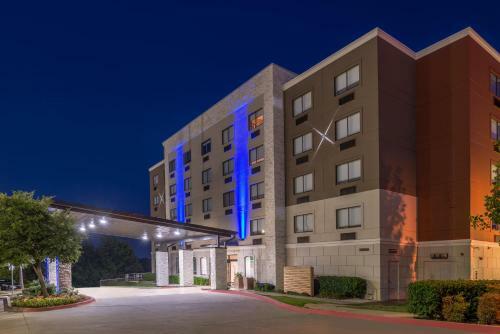 Holiday Inn Express Hotel And Suites Mesquite