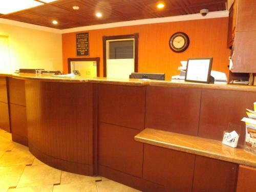 Plantation Inn Hotel And Lounge