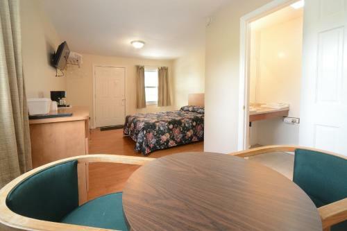 Studio Motel Of Lake George