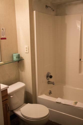 Fran Cove Motel