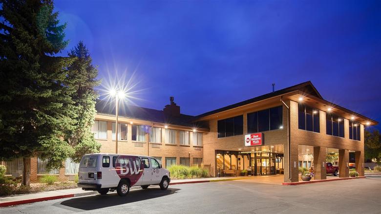 Best Western Plus Plaza Hotel