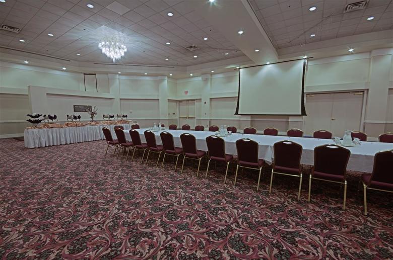 Best Western Plus Plaza Hotel