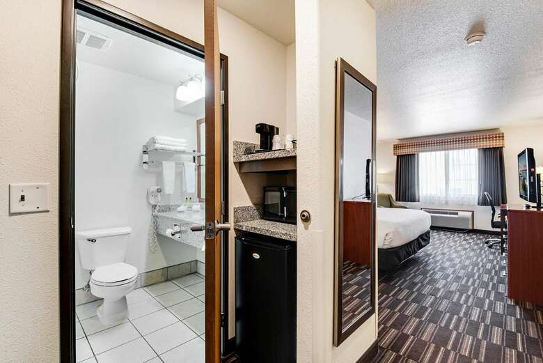 Hotel Best Western Firestone Inn & Suites