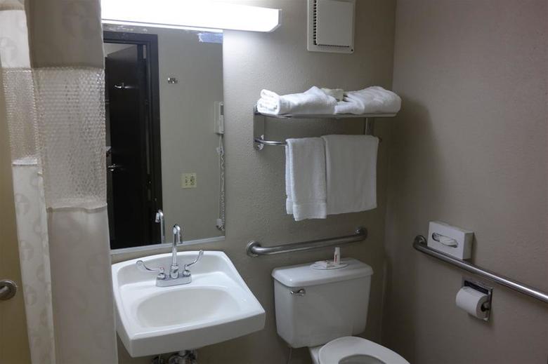 Hotel Ramada Waukegan Gurnee