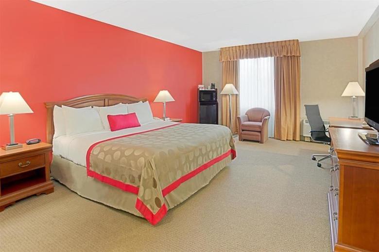 Hotel Ramada Waukegan Gurnee