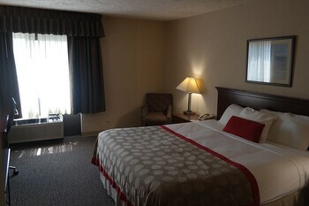 Hotel Ramada Waukegan Gurnee