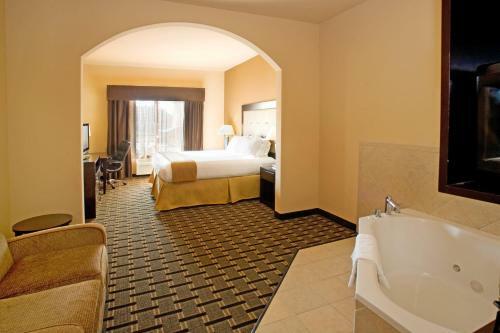 Hotel Holiday Inn Express And Suites Beeville
