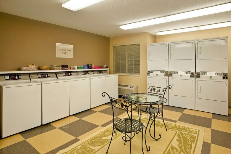 Hotel Candlewood Suites Chicago-waukegan