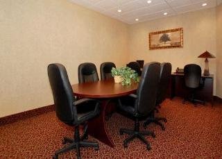 Hotel Comfort Suites Lake George