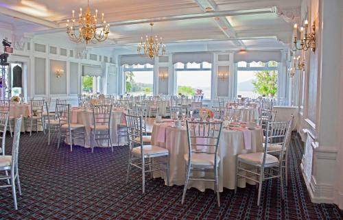 Fort William Henry Hotel