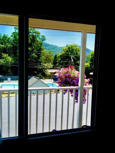 Hotel Inn On The Hill Resort