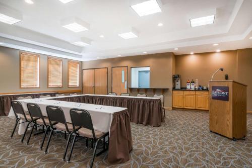 Americinn Hotel & Suites Owatonna - Conference Center