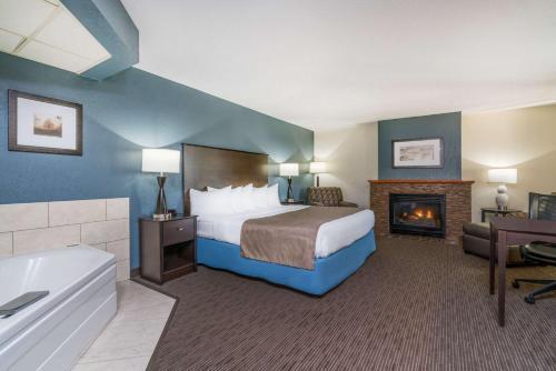 Americinn Hotel & Suites Owatonna - Conference Center
