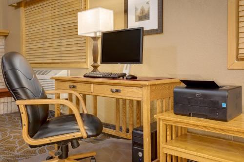 Americinn Hotel & Suites Owatonna - Conference Center