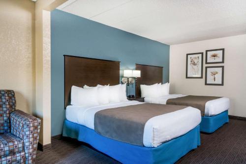 Americinn Hotel & Suites Owatonna - Conference Center