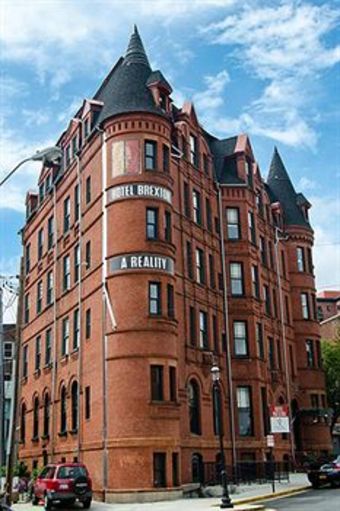 Hotel Brexton